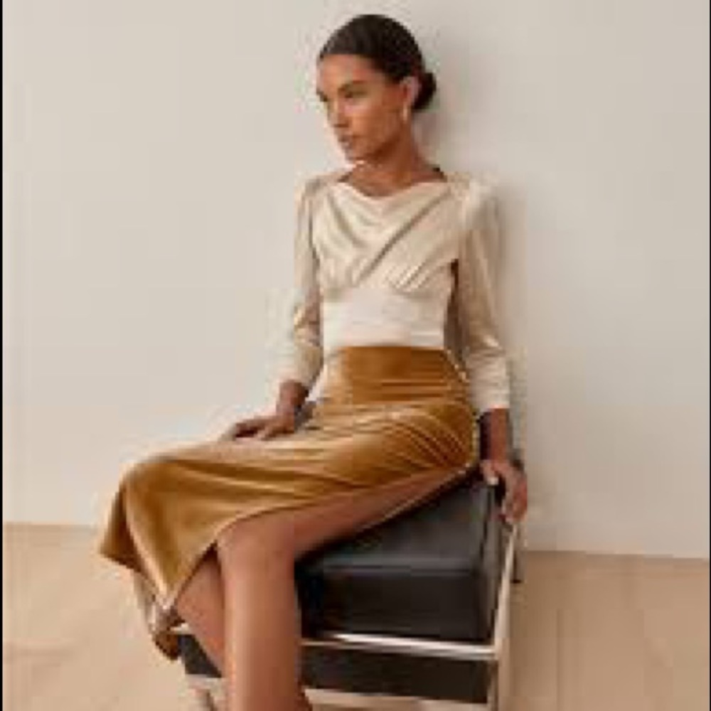 Reformation janae velvet skirt